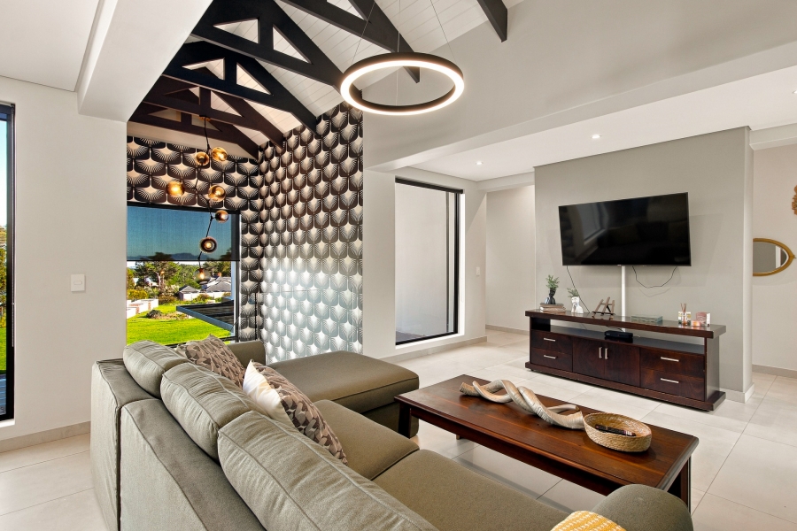 8 Bedroom Property for Sale in High Riding Country Estate Western Cape